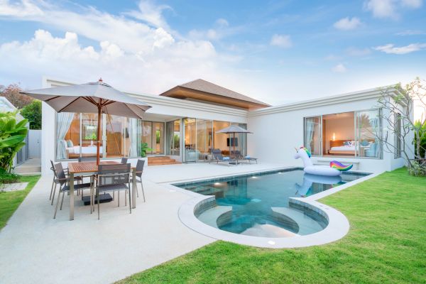 Cost of Concrete Pool Patio Installation in Montgomery
