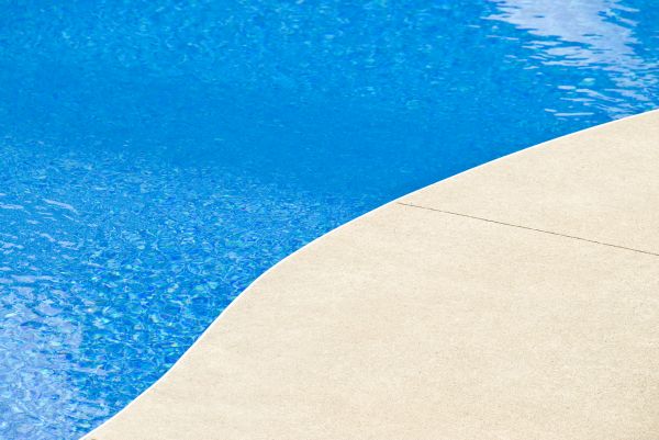 Cost of Pool Deck Construction in Montgomery