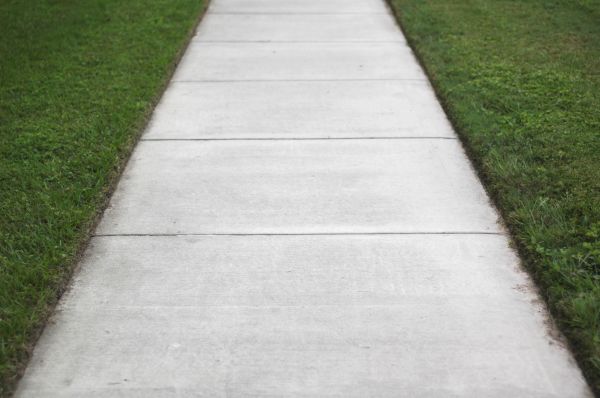 Cost of Concrete Path Installation in Montgomery