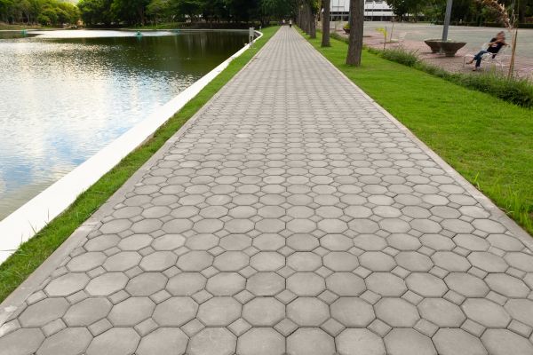 Cost of Paved Pathway Service in Montgomery