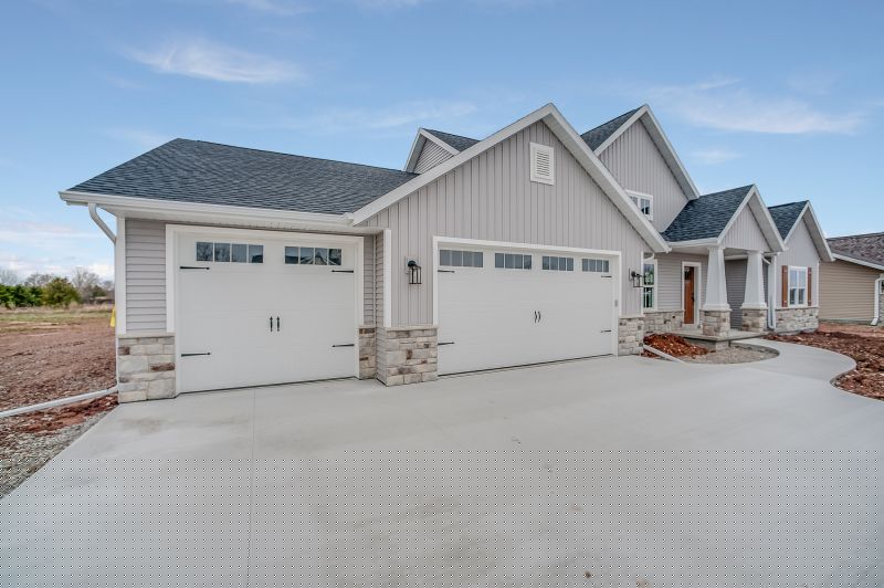 Driveway Concrete Pouring